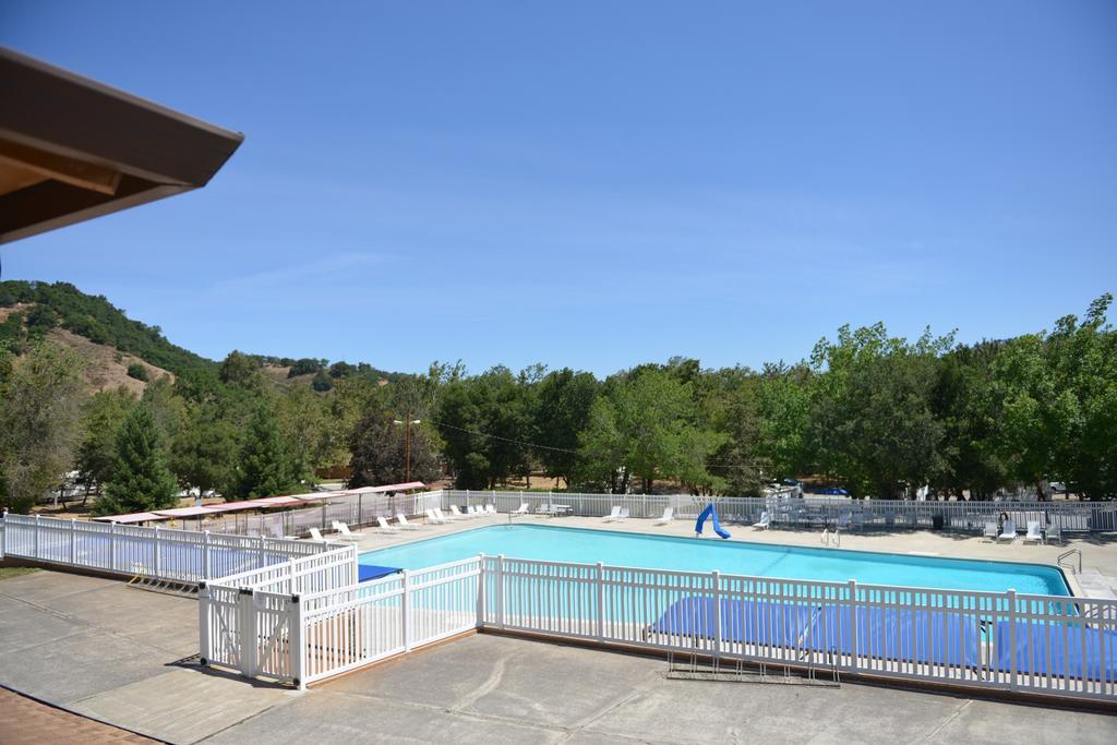 Morgan Hill Camping Resort Cabin 1 San Martin Экстерьер фото